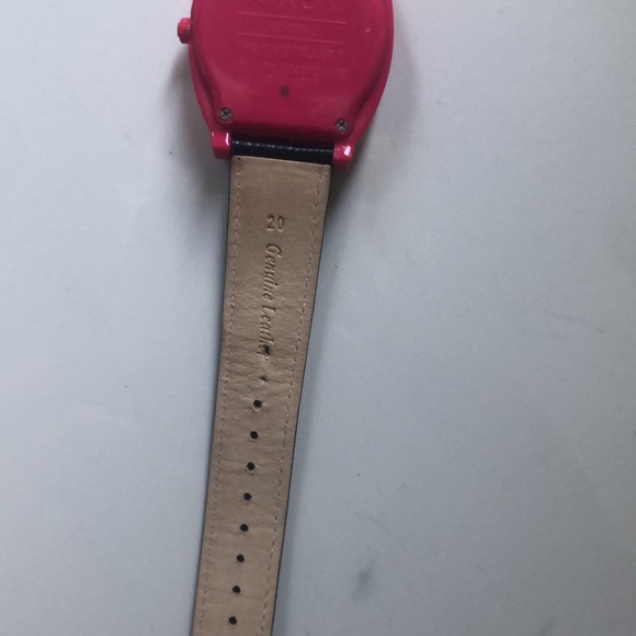 Nixon watch with leather strap - Picture 5 of 9
